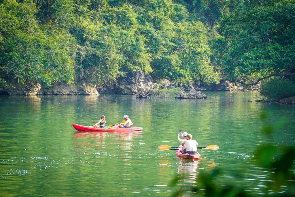 Cycling and Kayaking Tour on the Cao Bang Trail 8 Days